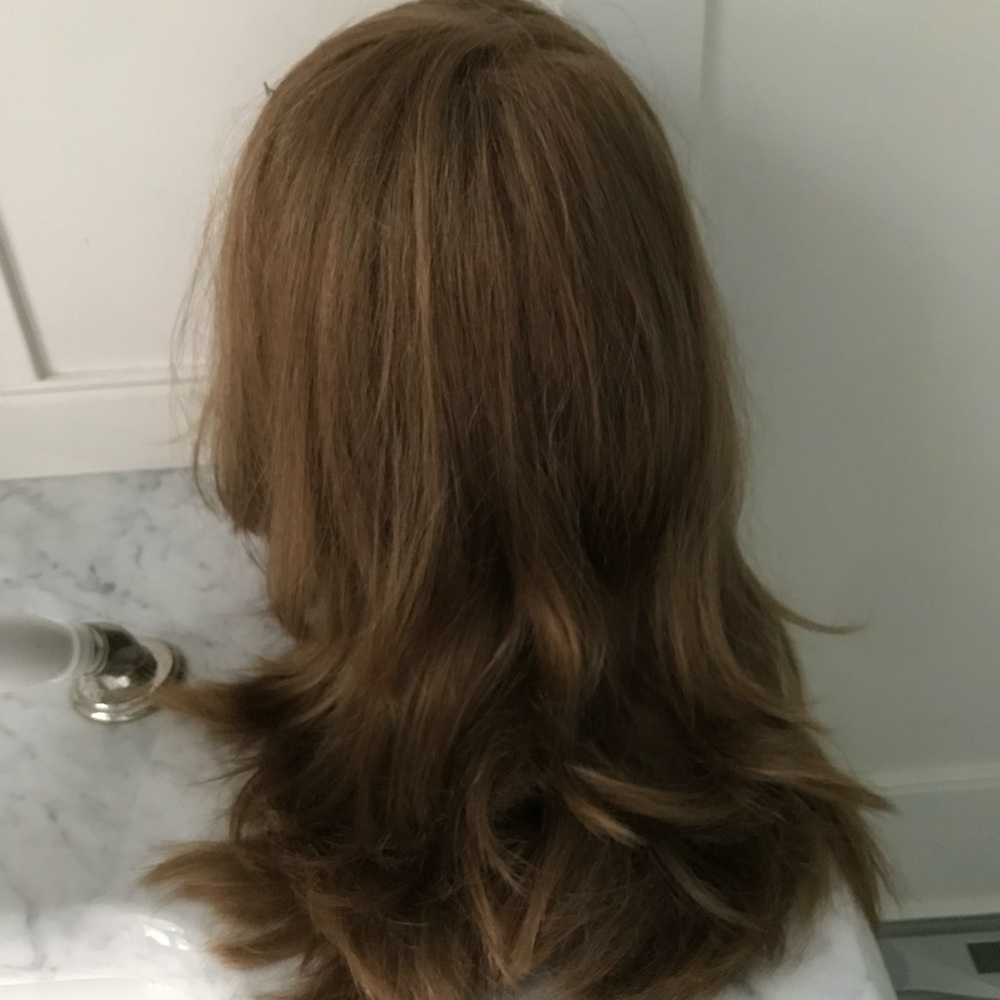 Brown Wavy Layered Hair Wig